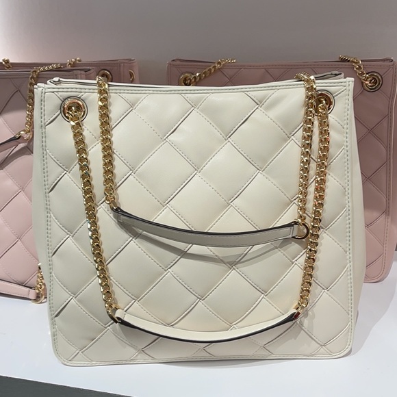 Michael Kors MK Regina Shoulder Bag Soft Leather Large Conv Bag - Picture 9 of 16